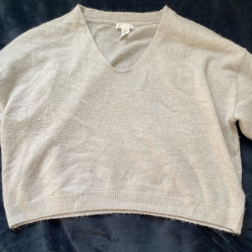 H&M White Sweater size M